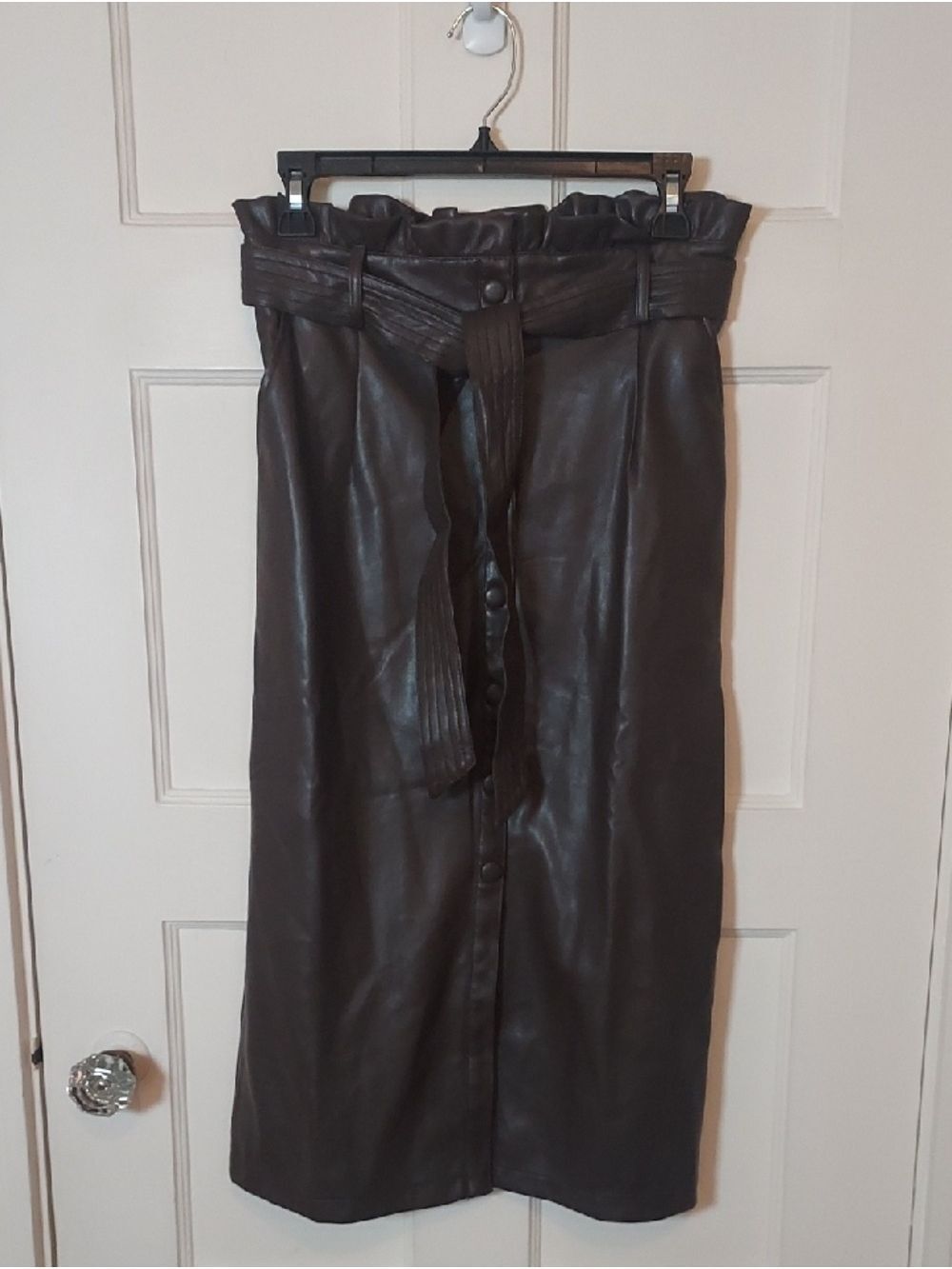 Skies Are Blue Faux Leather Button-Front Midi Skirt Paperbag Waist In Brown SZ M